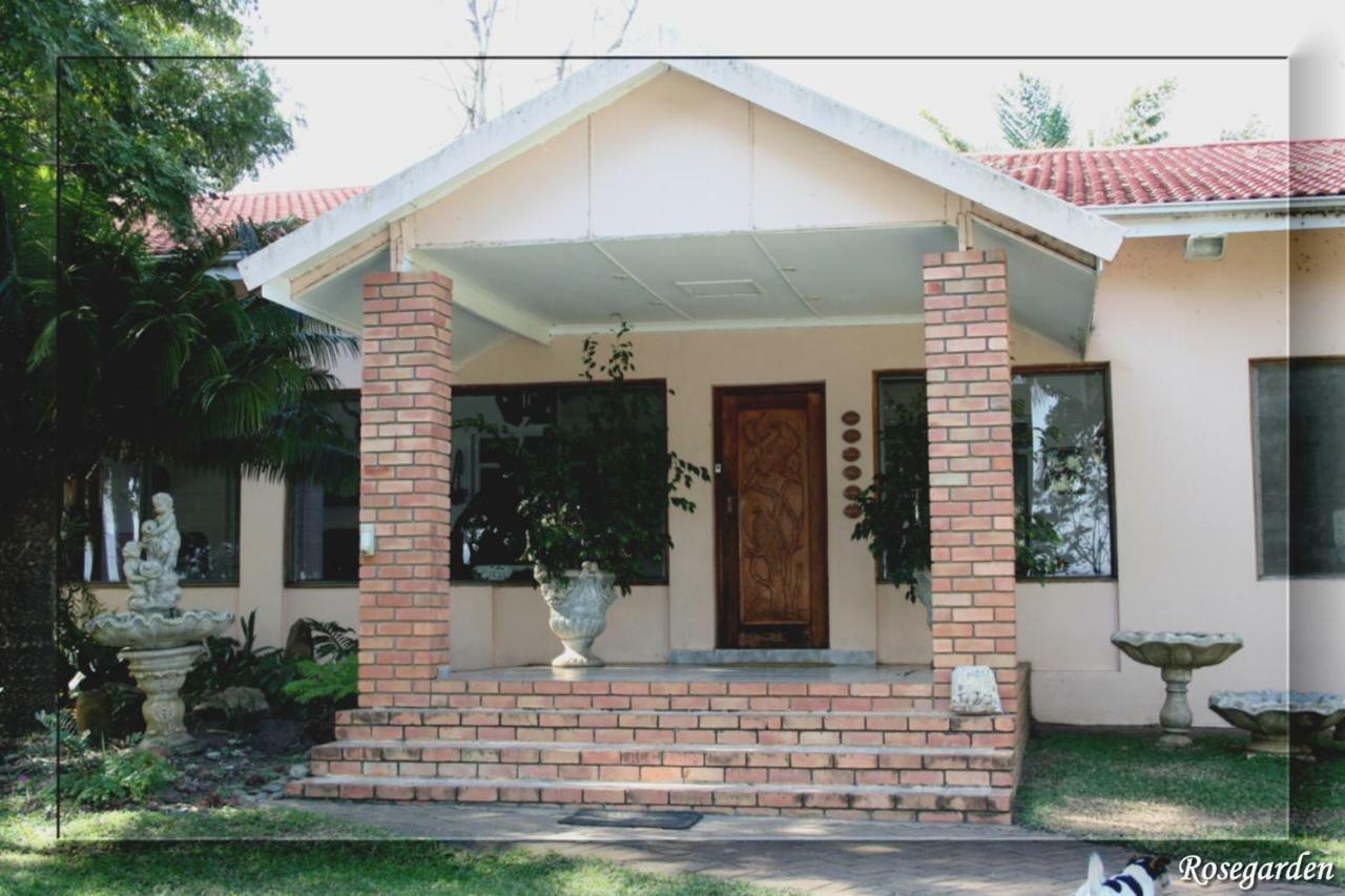 Rosegarden Guesthouse Pongola Exterior foto